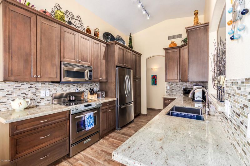 9241 E Blanche Dr, Scottsdale, AZ 85260