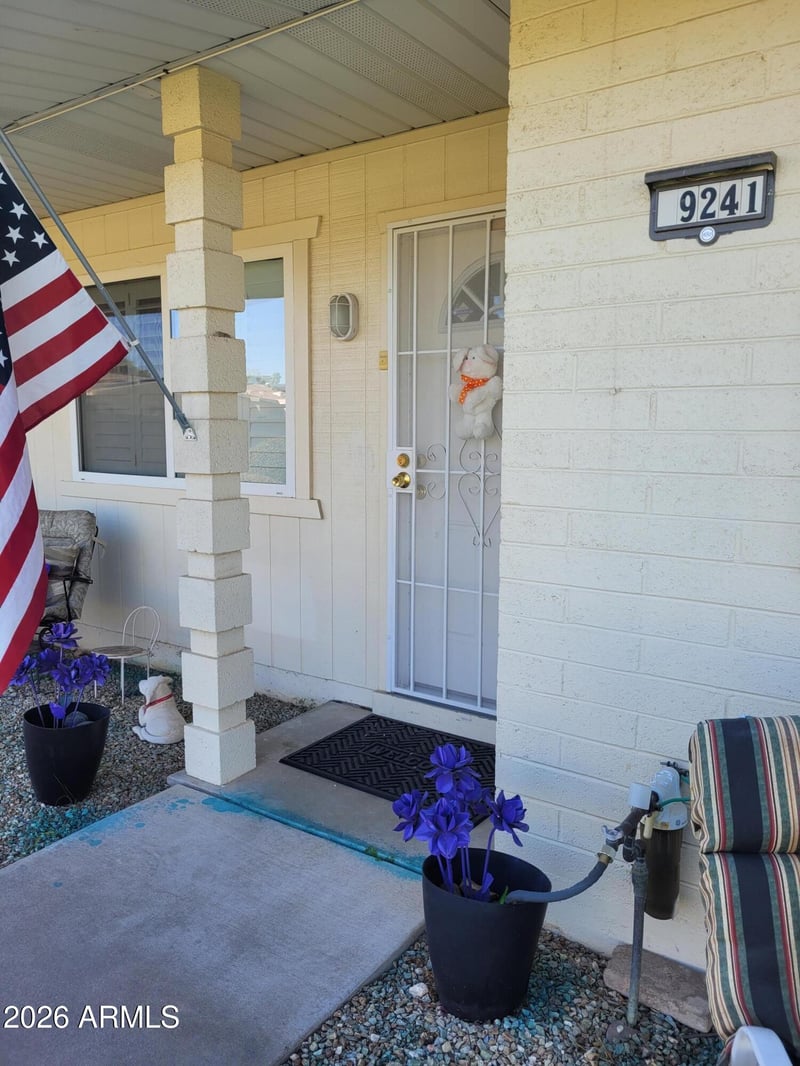 9241 111th Ave, Sun City, AZ 85351
