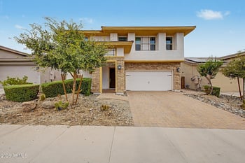 9242 168th Dr, Goodyear, AZ 85338