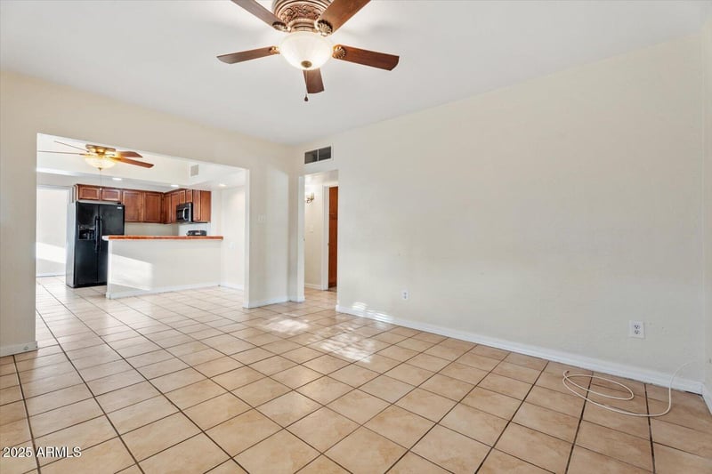 9245 4th Ave, Phoenix, AZ 85041
