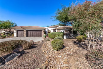 9246 Molly Ln, Peoria, AZ 85383
