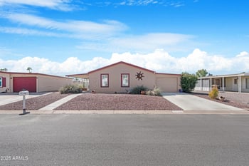 9247 Lakeside Dr, Sun Lakes, AZ 85248