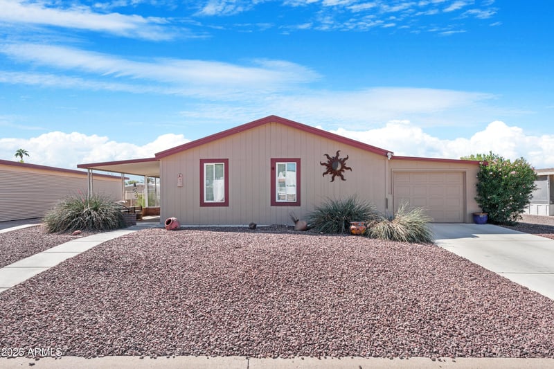 9247 Lakeside Dr, Sun Lakes, AZ 85248