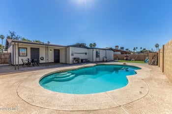 9248 36th Dr, Phoenix, AZ 85051