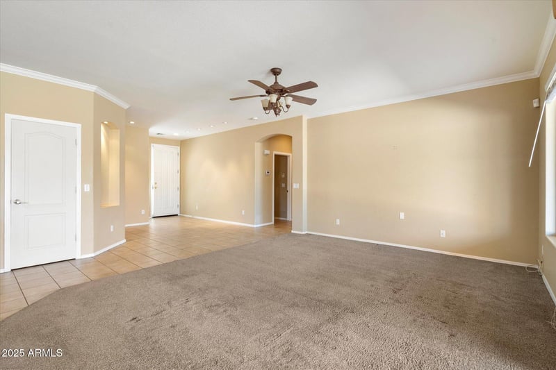 9248 Pontiac Dr, Peoria, AZ 85382