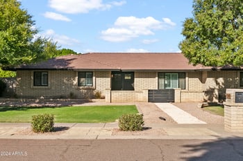 9248 S Lakeshore Dr, Tempe, AZ 85284