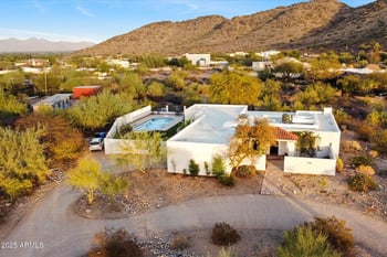 9249 40th St, Phoenix, AZ 85028