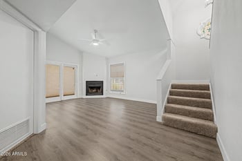 9249 47th Dr, Glendale, AZ 85302