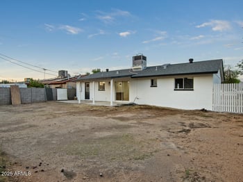 925 7th Dr, Mesa, AZ 85204