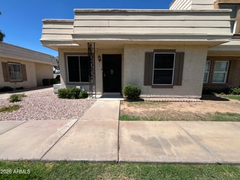 925 E Lodge Dr, Tempe, AZ 85283