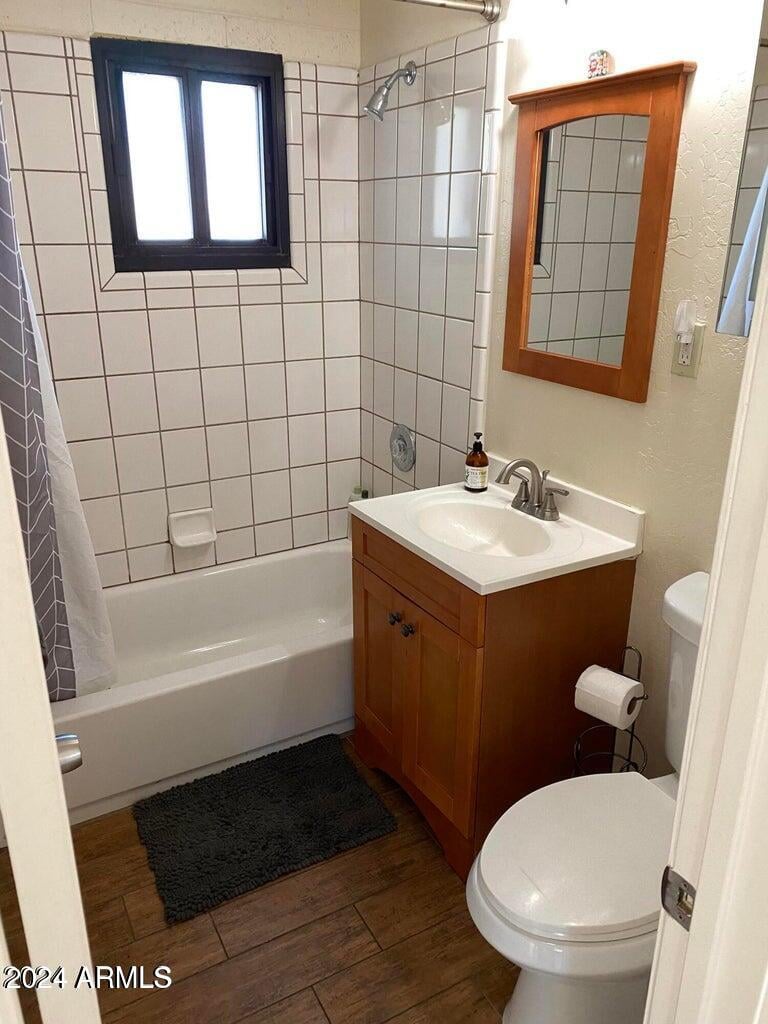 925 Henry St, Tempe, AZ 85288