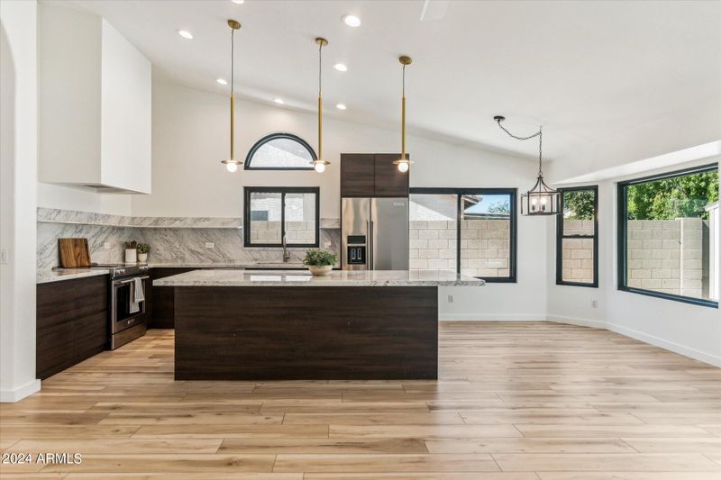 925 N Blue Marlin Dr, Gilbert, AZ 85234