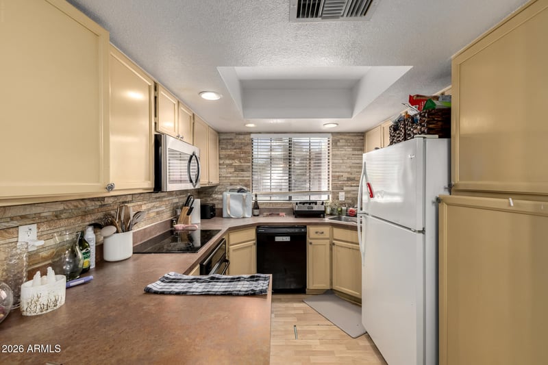 925 N College Ave #G126, Tempe, AZ 85288