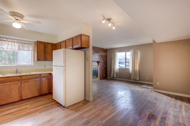 925 N Ocotillo Dr, Apache Junction, AZ 85120
