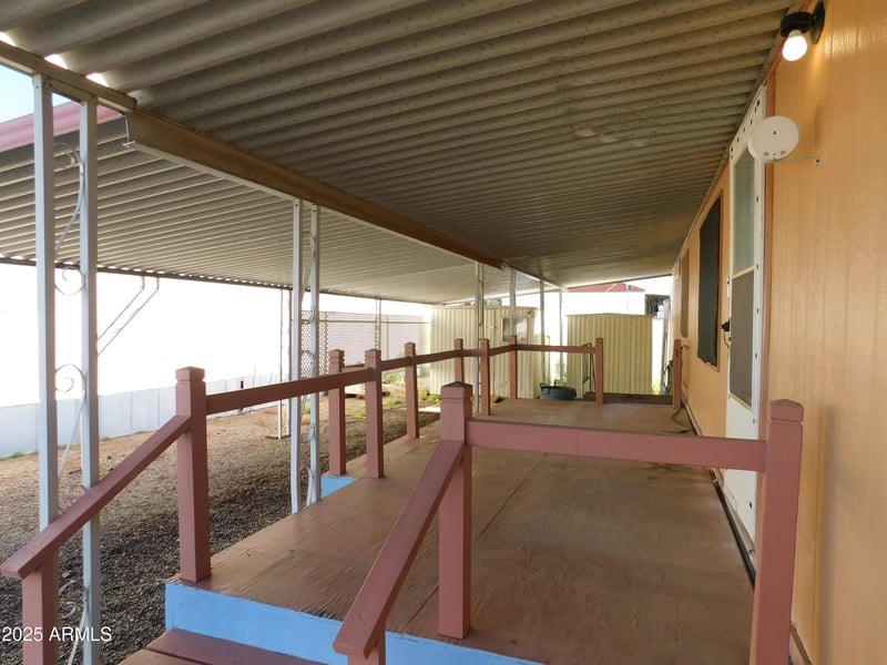 925 Plaza Dr #32, Apache Junction, AZ 85120