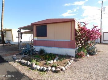925 Plaza Dr #32, Apache Junction, AZ 85120