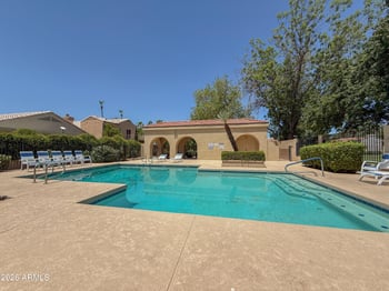 925 S Sailfish Dr, Gilbert, AZ 85233