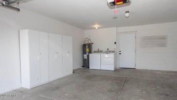 925 Wagoner Rd, Phoenix, AZ 85022