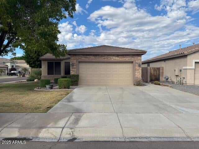 9250 Runion Dr, Peoria, AZ 85382