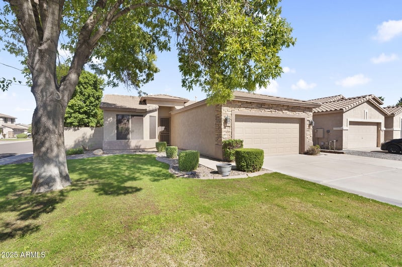 9250 Runion Dr, Peoria, AZ 85382