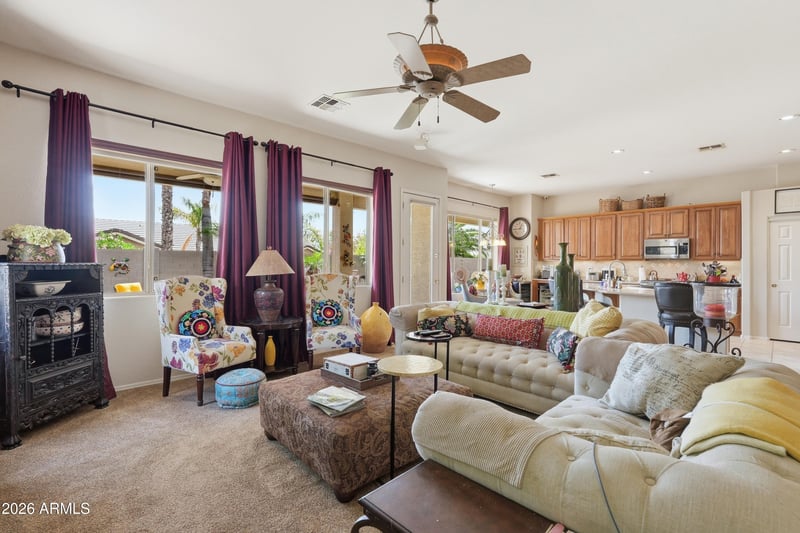 9251 Princess Dr, Mesa, AZ 85207