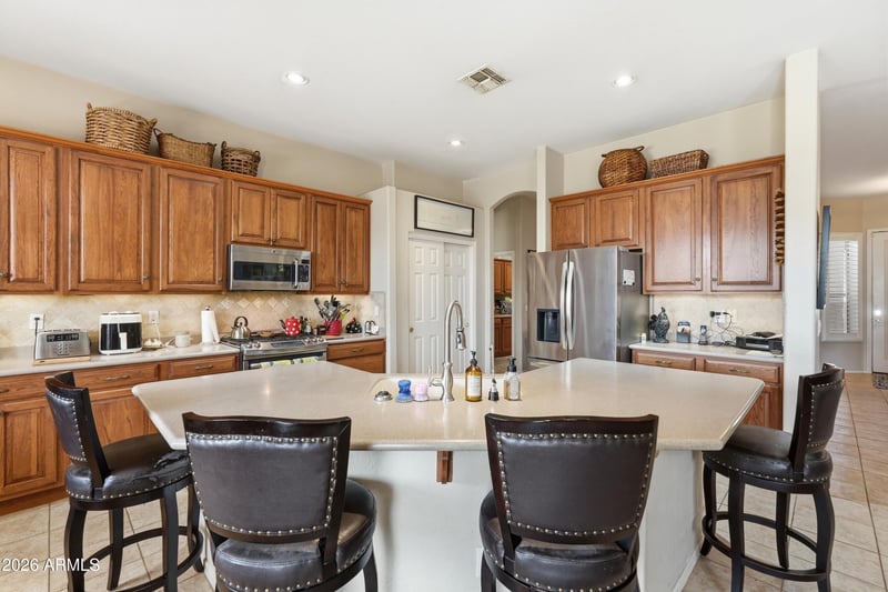 9251 Princess Dr, Mesa, AZ 85207