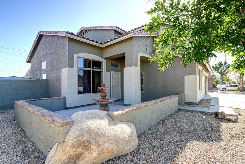 9253 E Fairfield St, Mesa, AZ 85204
