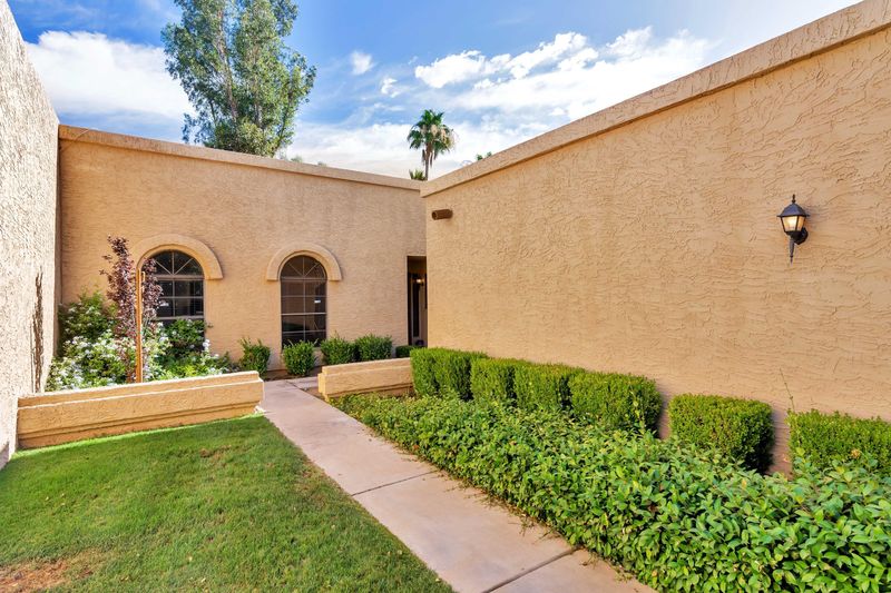 9254 E Jenan Dr, Scottsdale, AZ 85260