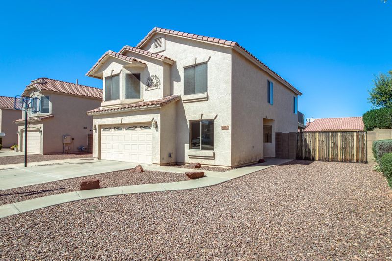 9256 W Vogel Ave, Peoria, AZ 85345