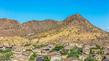 9258 White Feather Ln, Peoria, AZ 85383