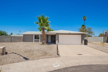 926 Angela Dr, Phoenix, AZ 85023
