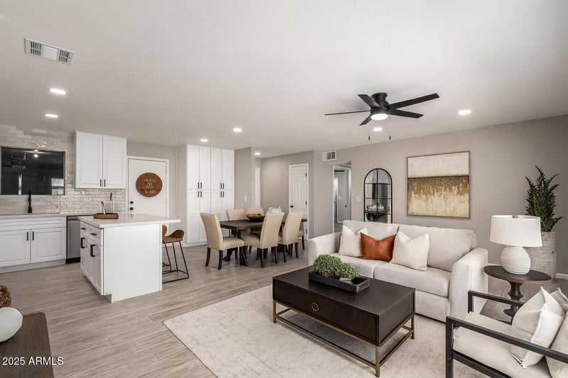 926 Angela Dr, Phoenix, AZ 85023
