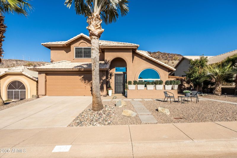 926 E Mountain Sky Ave, Phoenix, AZ 85048