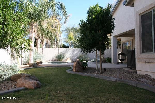 926 S Ash St, Gilbert, AZ 85233