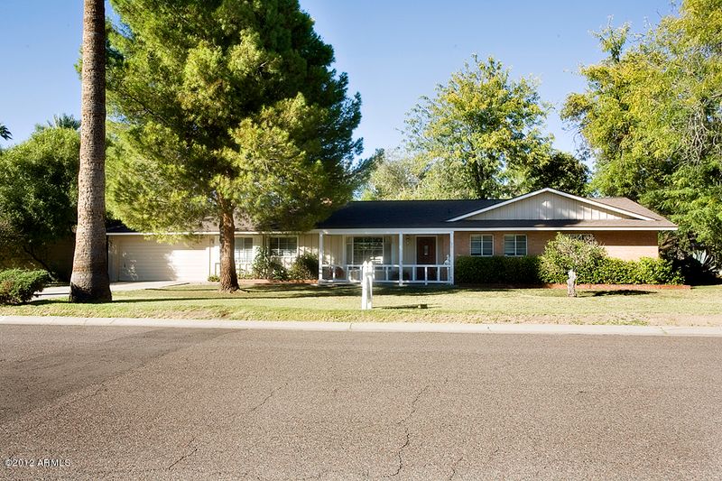 926 W Seldon Ln, Phoenix, AZ 85021