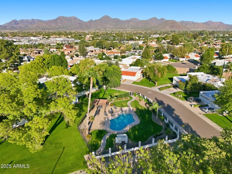 9263 Jenan Dr, Scottsdale, AZ 85260