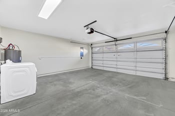 927 Charleston Ave, Phoenix, AZ 85022