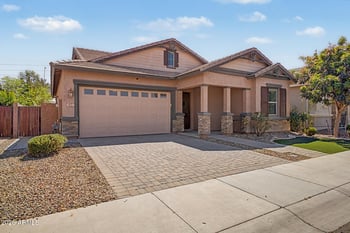 927 S Soho Ln, Chandler, AZ 85225