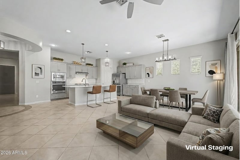 927 S Soho Ln, Chandler, AZ 85225