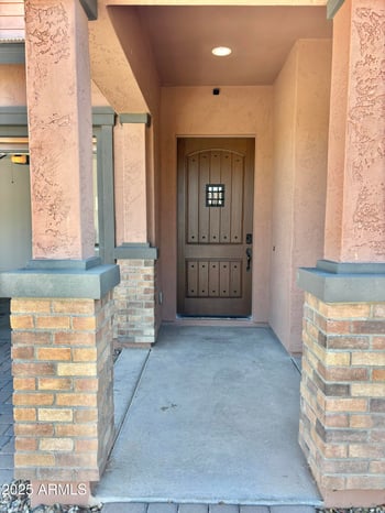 927 Soho Ln, Chandler, AZ 85225