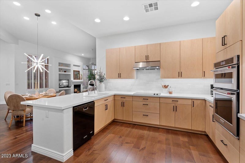 9270 E Thompson Peak Pw #329, Scottsdale, AZ 85255