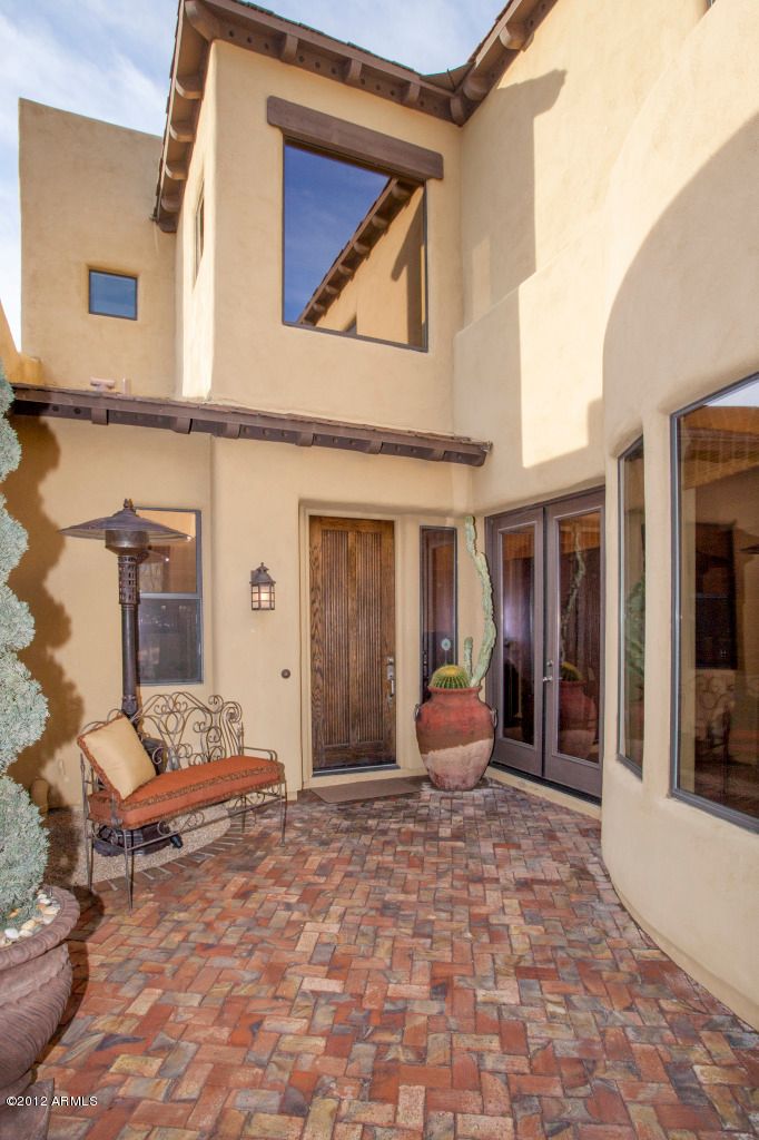9270 E Thompson Peak Pw #330, Scottsdale, AZ 85255