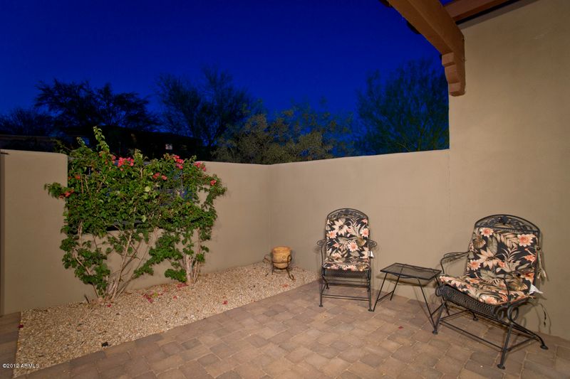 9270 E Thompson Peak Pw #352, Scottsdale, AZ 85255