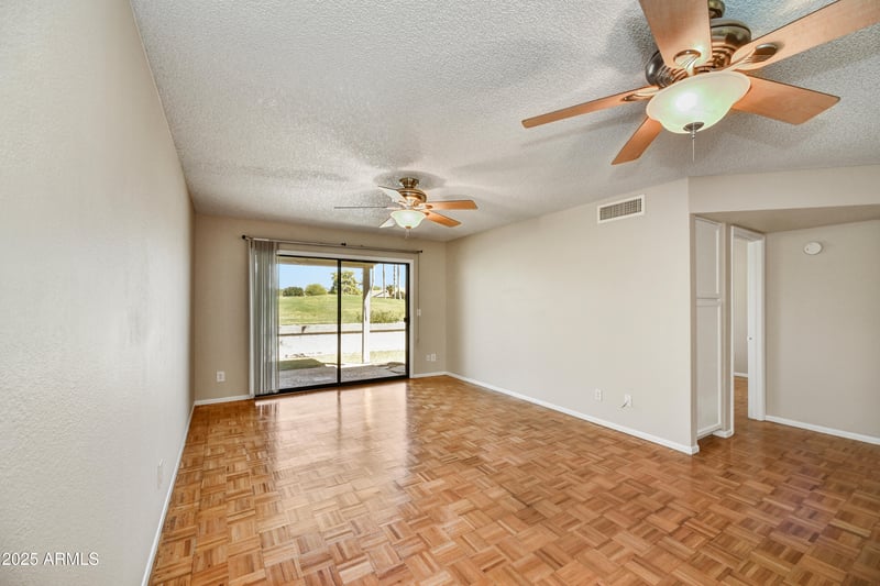 9270 Morrow Dr, Peoria, AZ 85382