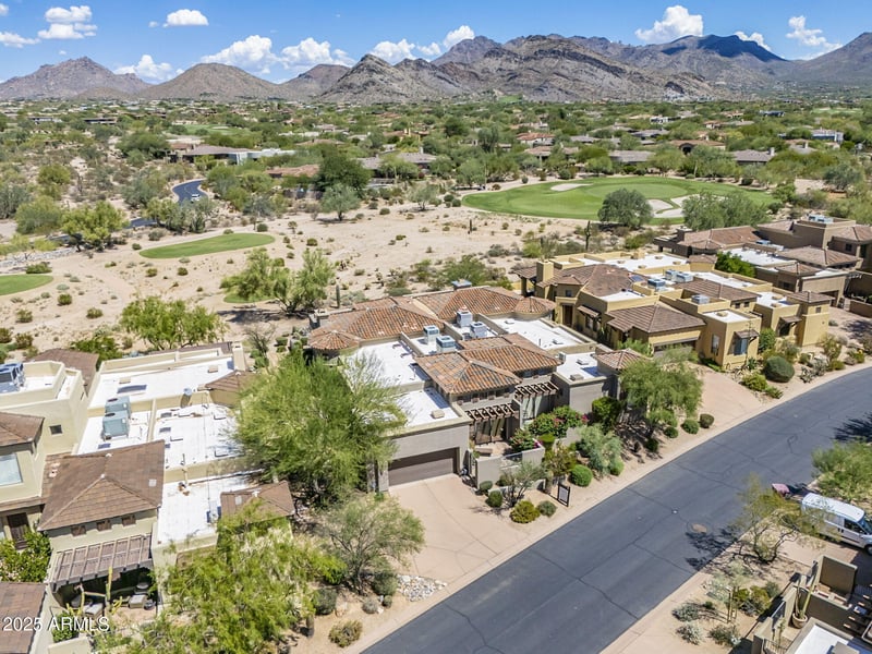 9270 Thompson Peak Pw #342, Scottsdale, AZ 85255