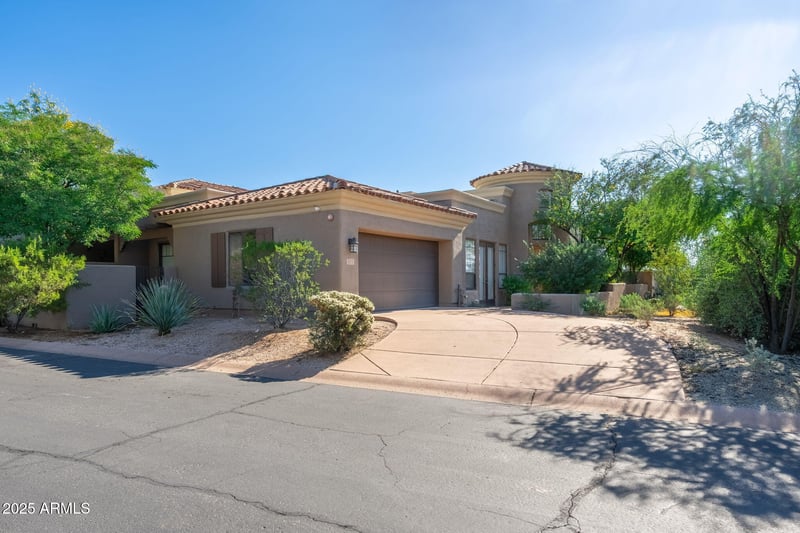 9270 Thompson Peak Pw #359, Scottsdale, AZ 85255