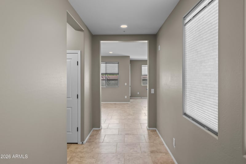 9272 W Wood Dr, Peoria, AZ 85381
