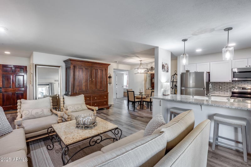 9275 Mission Ln #104, Scottsdale, AZ 85258