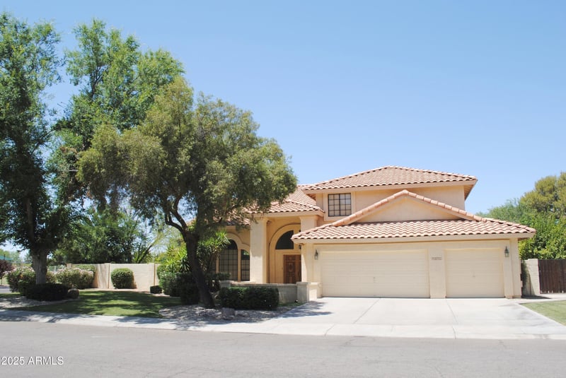 9276 S Myrtle Ave, Tempe, AZ 85284