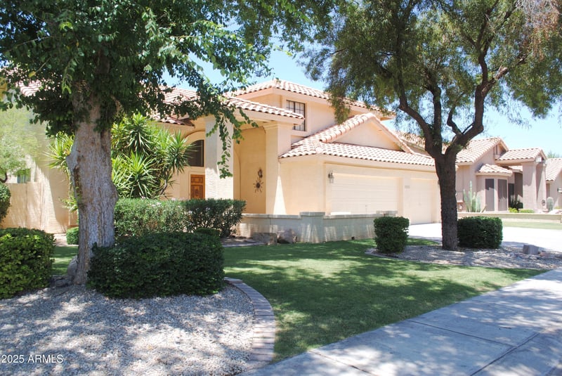 9276 S Myrtle Ave, Tempe, AZ 85284